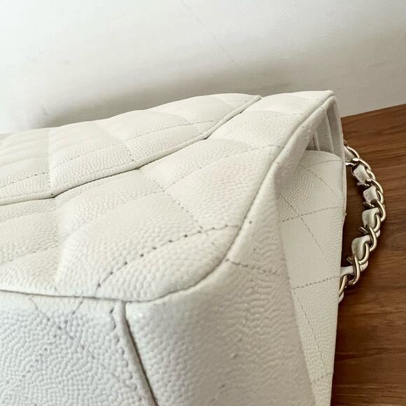 Chanel white caviar maxi flap bag champagne gold hardware with box and receipt - Picture 16 of 16